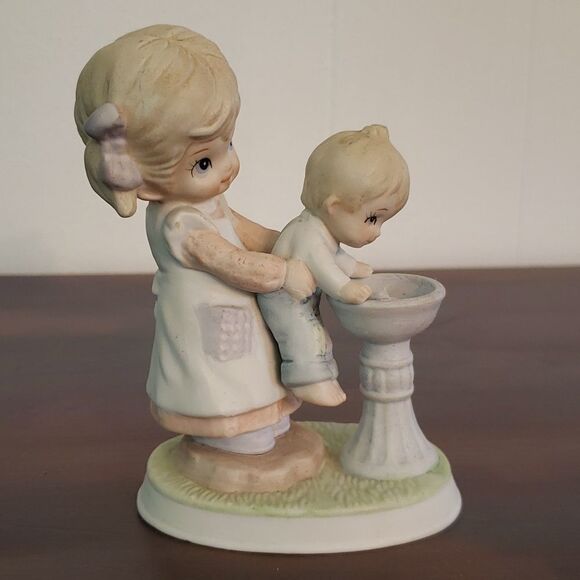 Vintage Homco Girl Holding Boy at Water Fountain Bisque Porcelain Figurine #1406 - Picture 2 of 11